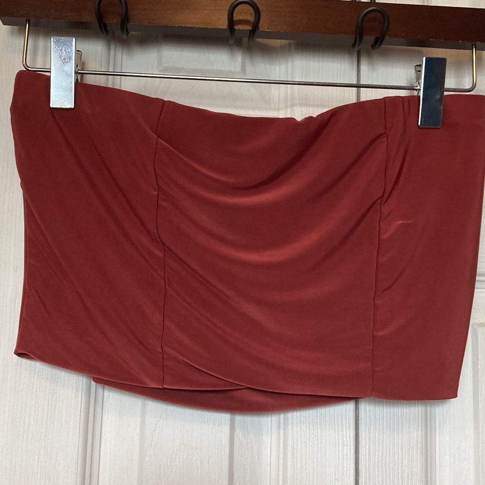 PrettyLittleThing Strapless Copper Bandeau Tube Top